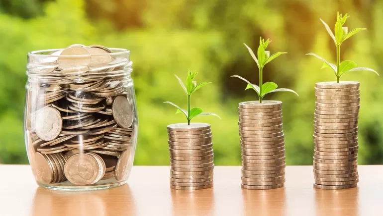 Szkolenia językowe jako benefit pracowniczy, który realnie wspiera rozwój firmy