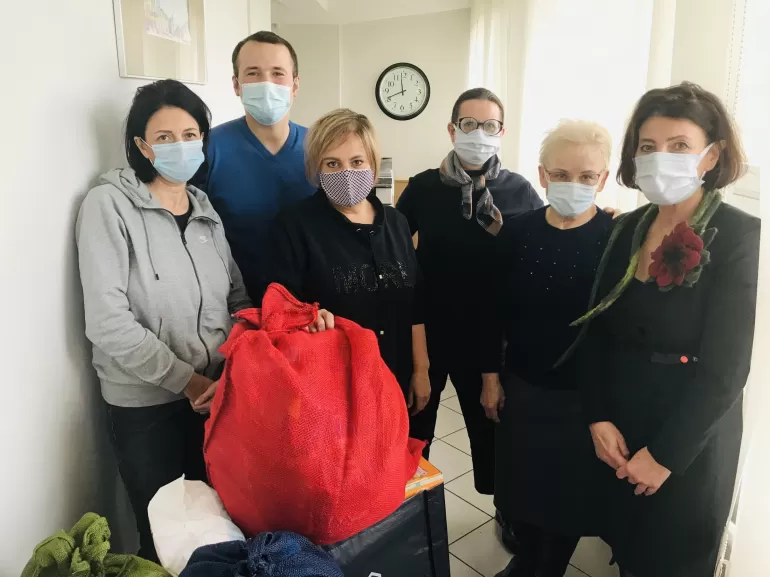 reprezentacja wszystkich Klubów Radnych przygotowujących paczki