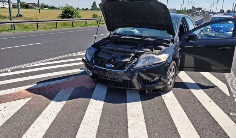 Zderzenie osobówek na trasie DK-1