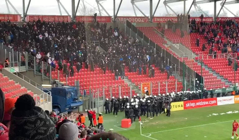Zamieszki podczas meczu GKS Tychy z Widzewem Łódź - 03.04.2022