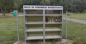 regał na znicze