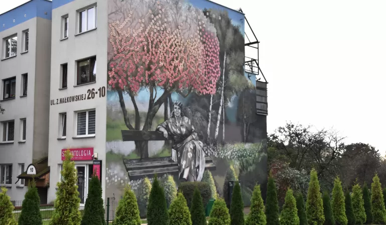 Mural przy ul. Nałkowskiej - alei łączącej osiedla N i O w Tychach