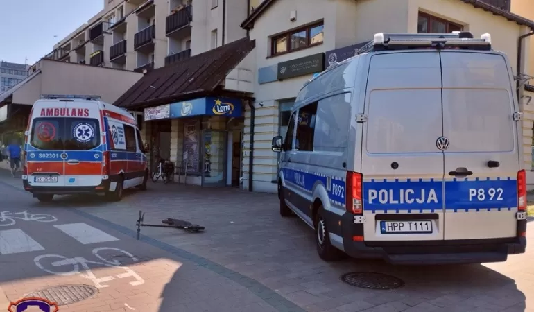 Zderzenie hulajnogi i roweru na ścieżce rowerowej w ciągu ul. Dmowskiego - 1.06.2023