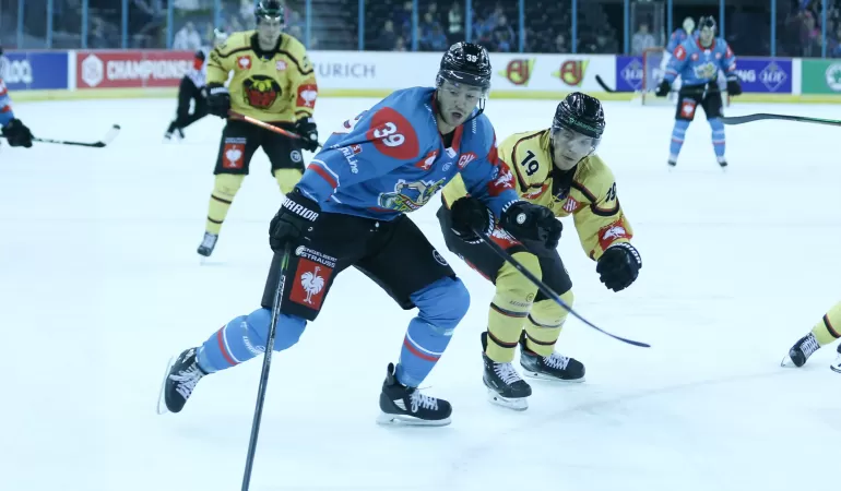17 lipca kontrakt z GKS Tychy podpisał Jean Dupuy