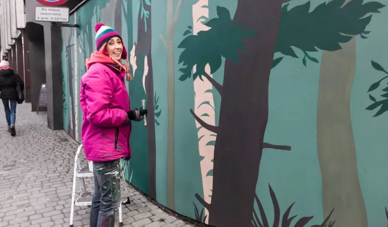 Nowy mural na fasadzie Galerii Bielskiej BWA
