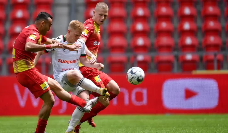 Piłkarze GKS Tychy remisują z Koroną Kielce na zakończenie sezonu