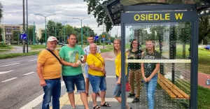 Oklejanie metropolitalnych przystanków autobusowych, Polska 2050