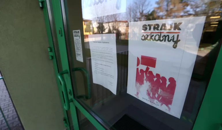 strajk, nauczyciele, znp