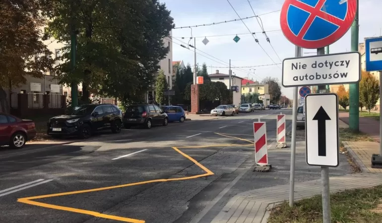 Remont zatoki autobusowej na Hotelowcu