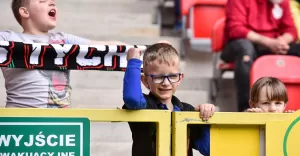 Wielki Piknik Rodzinny na stadionie - trójkolorowy Dzień Dziecka