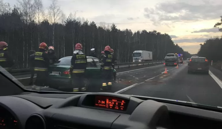 Zderzenie osobówek na DK-1 - 12.03.2018