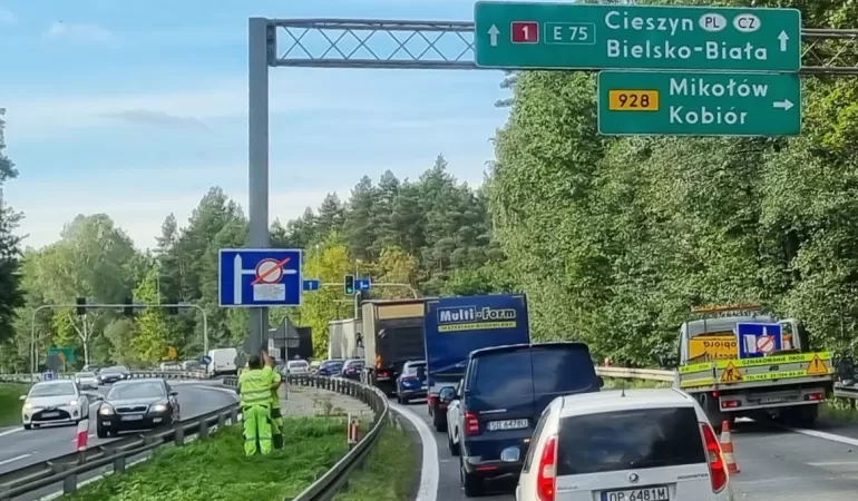 kobiór dw928 zakaz ruchu remont przebudowa