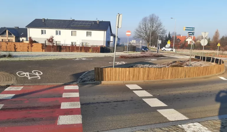 maty chroniące rośliny