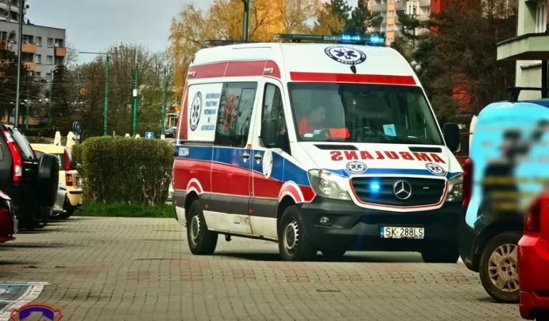 Potrącenie pieszej na osiedlowym parkingu
