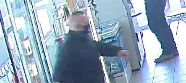 Kradzież na stacji paliw. On może mieć z nią związek