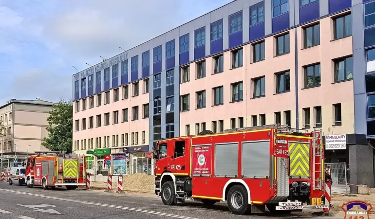 zgłoszenie o zapachu gazu przy ul. Grota - Roweckiego 42 - 44