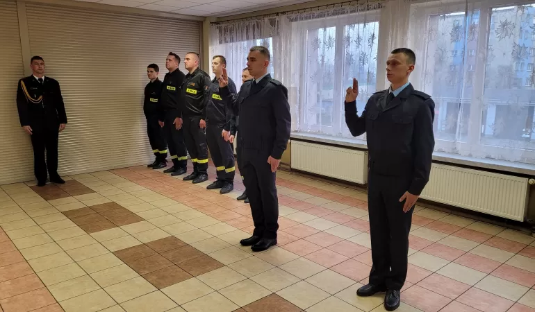 Ślubowanie nowych strażaków PSP Tychy